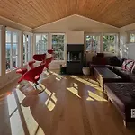 Luxury With Hot Tub, In-out, Fireplace & Wifi