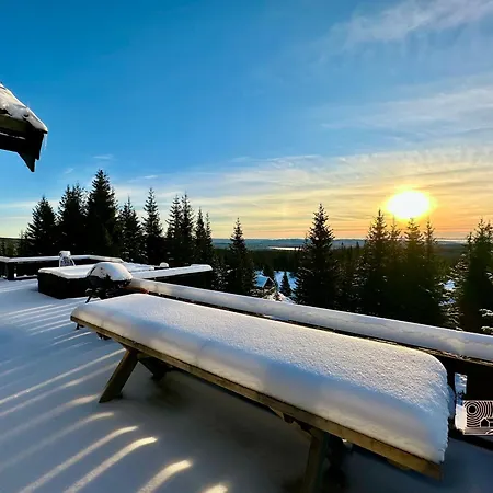 Villa Sjusjoen, Luxury With Hot Tub, Ski-in Out Ringsaker