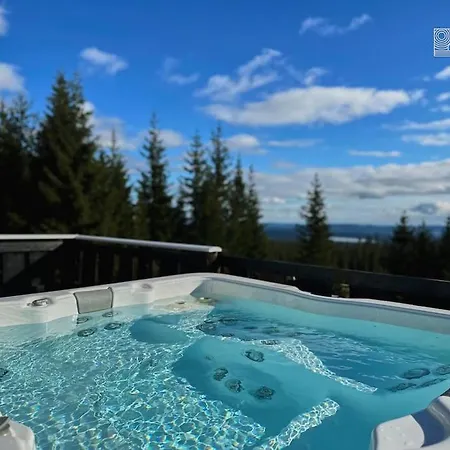 Sjusjoen, Luxury With Hot Tub, Ski-in Out *