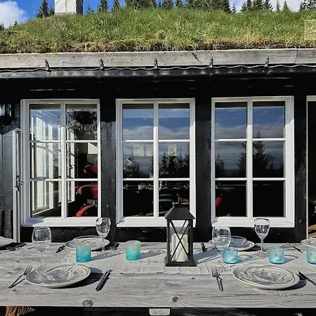 Sjusjoen, Luxury With Hot Tub, Ski-in Out Villa