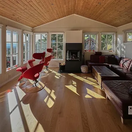 Sjusjoen, Luxury With Hot Tub, Ski-in Out
