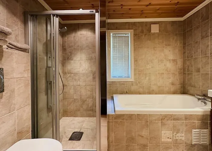 Luxury With Hot Tub, In-out, Fireplace & Wifi * Sjusjøen